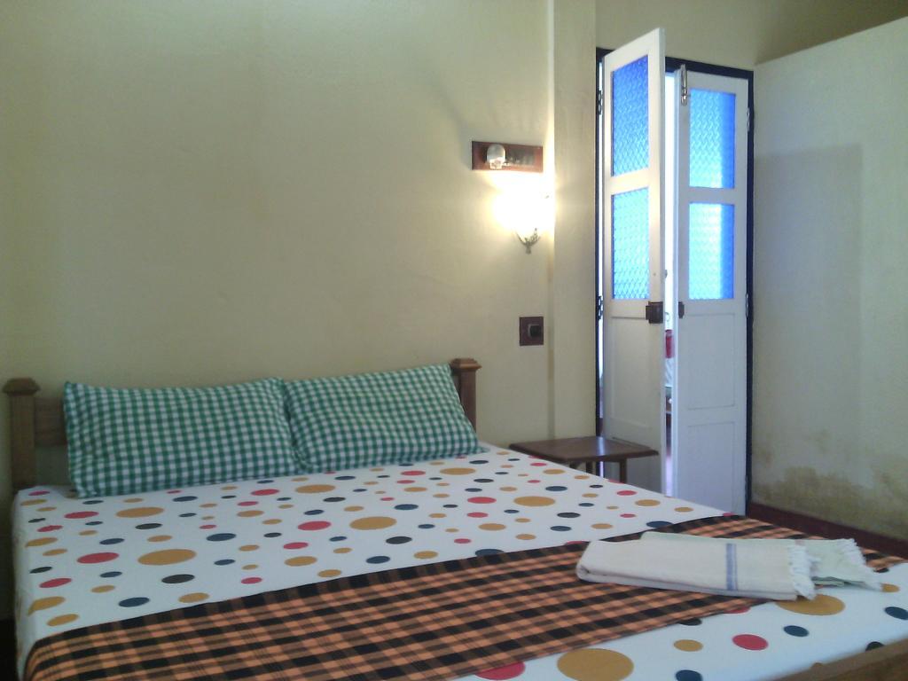 Adams Wood House Ayurveda Homestay Kochi エクステリア 写真