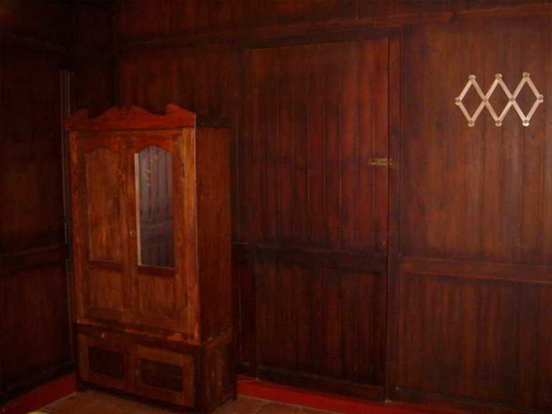Adams Wood House Ayurveda Homestay Kochi エクステリア 写真