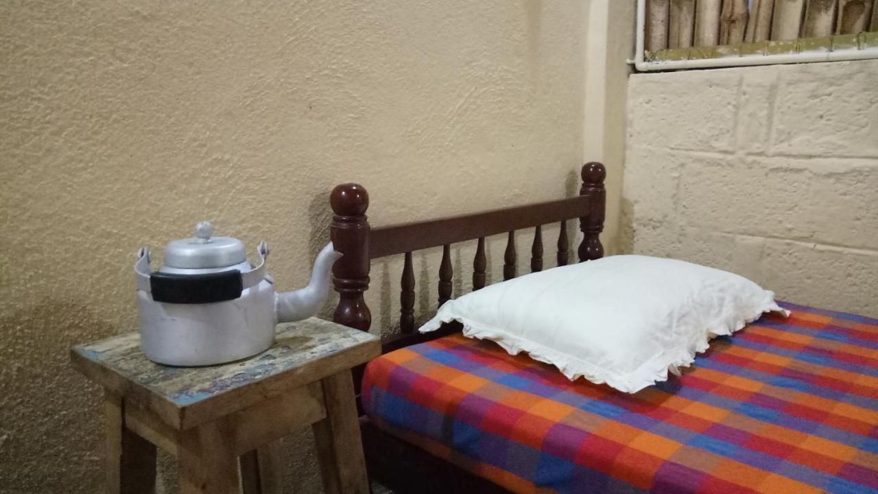 Adams Wood House Ayurveda Homestay Kochi エクステリア 写真