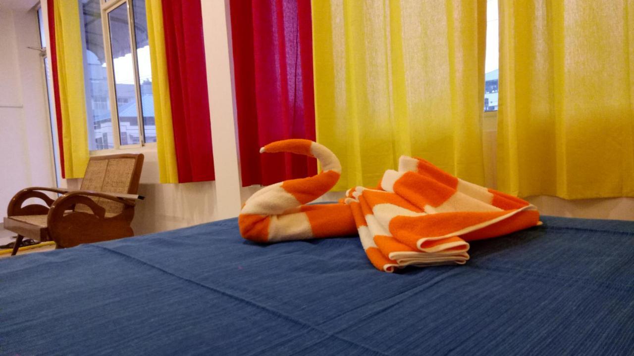 Adams Wood House Ayurveda Homestay Kochi エクステリア 写真